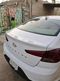 هیوندای ئەلەنترا